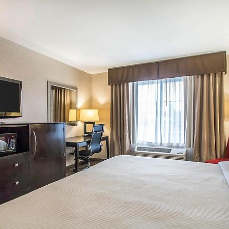 Clarion Inn Elmhurst - Oak Brook Near I-88, I-290, I-294 Екстериор снимка