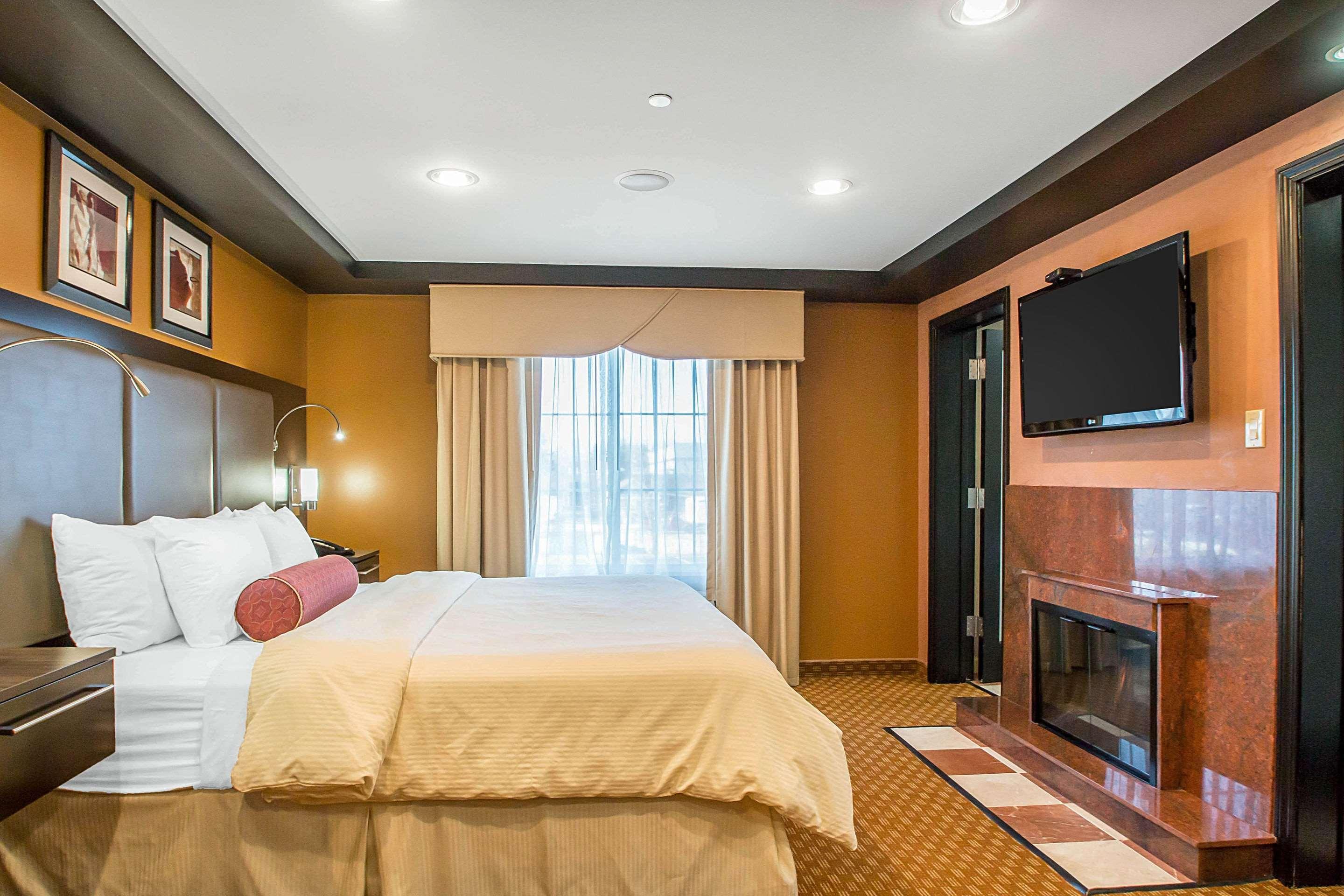 Clarion Inn Elmhurst - Oak Brook Near I-88, I-290, I-294 Екстериор снимка