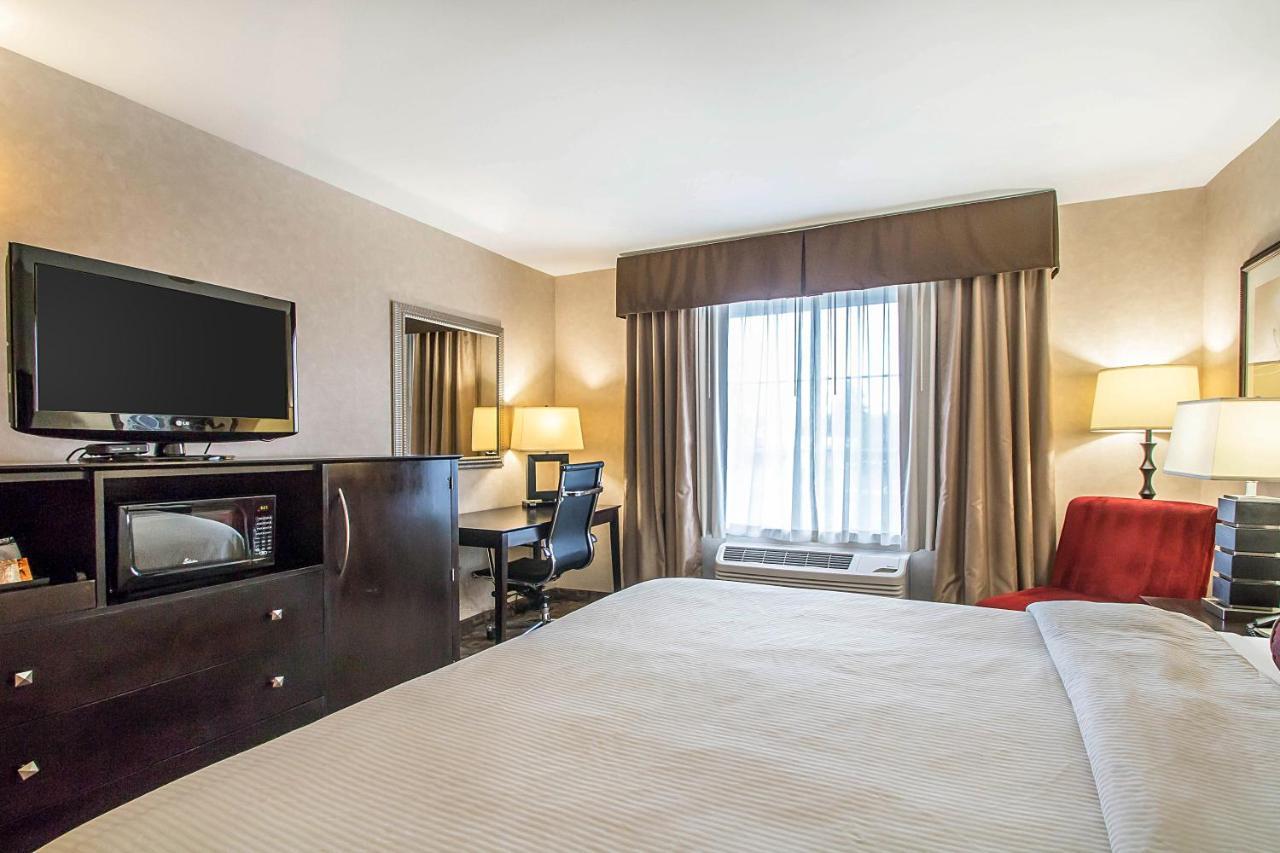 Clarion Inn Elmhurst - Oak Brook Near I-88, I-290, I-294 Екстериор снимка